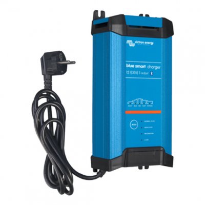 Victron Blue Smart IP22 laddare 12/30(1) 230V CEE 7/7