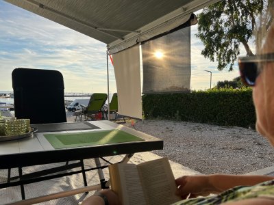 Peggy peg sunbreak svart solgardin solskydd insynsskydd sunout peggypeg markistillbehör campingtillbehör husvagnstillbehör campi