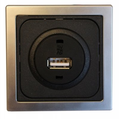 Usb Uttag Enkel. 3 Ampere Färg: Svart/silver