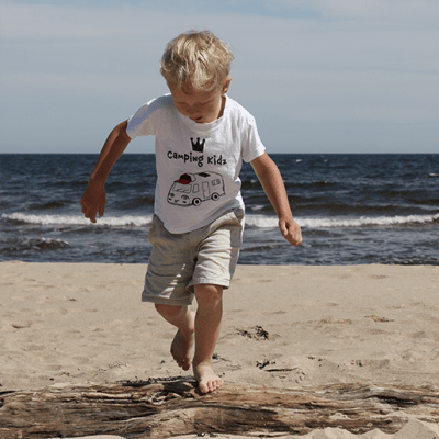 Camping Kidz T-shirt ”Husbilskillen” Stl 98-104